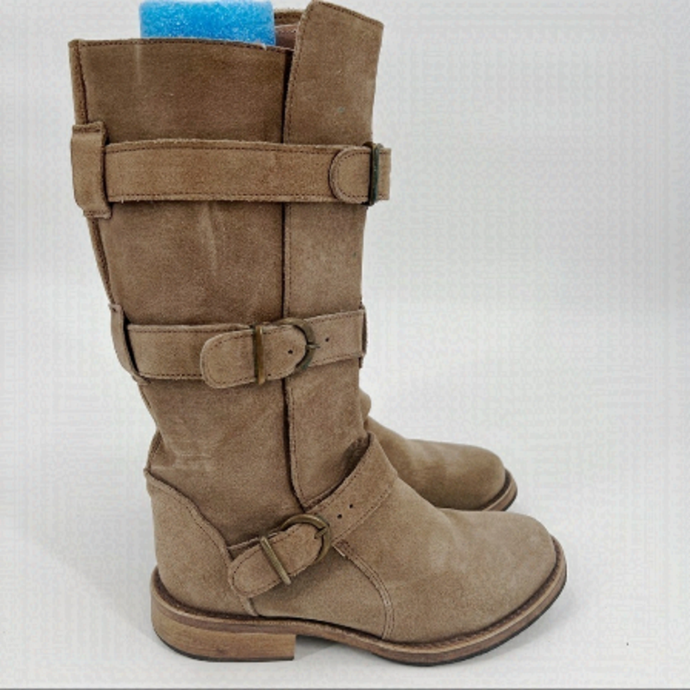 STEVE Madden tan suede buckle tall boots size 6.5